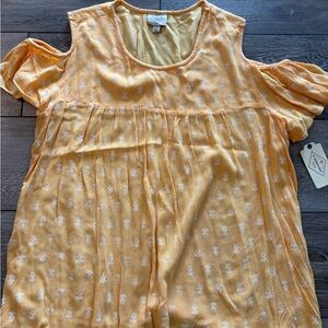 St. John's Bay Yellow Cold-Shoulder Babydoll Tunic